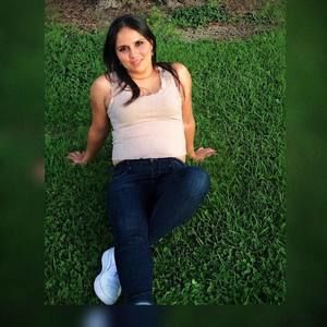 Meet your Posher, Isaura